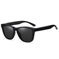 Lunettes de soleil carrées à monture intégrale QY modèle 3039 à prix économique, logo personnalisé, protection UV400, polarisées, en plastique, unisexe, options blanc et bleu