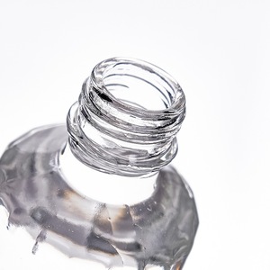 <span class=keywords><strong>Bouteille</strong></span> <span class=keywords><strong>de</strong></span> rhum personnalisée sérigraphiée en verre cristallin haut <span class=keywords><strong>de</strong></span> gamme, avec <span class=keywords><strong>bouchon</strong></span> à vis créatif, scellée au liège, <span class=keywords><strong>pour</strong></span> <span class=keywords><strong>vin</strong></span> et brandy, en lot <span class=keywords><strong>de</strong></span> deux. - Product Image 3