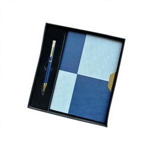 Juego de Regalo de Cuaderno A6 y Bolígrafo Personalizados de Primera Calidad, Hechos a Mano en Cuero y Metal, para el Día del Maestro, Empleados de Oficina, Económico - Product Image 1