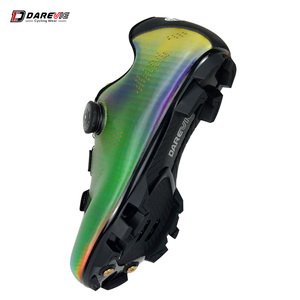 Chaussures De vélo Darevie chaussures De vélo professionnelles arc-en-ciel réfléchissantes chaussures De cyclisme <span class=keywords><strong>vtt</strong></span> autobloquantes <span class=keywords><strong>SPD</strong></span> chaussures De <span class=keywords><strong>vtt</strong></span> Zapatos De Ciclismo - Product Image 5