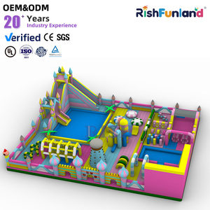 Châteaux gonflables commerciaux modulaires personnalisés pour l'extérieur, château gonflable durable en PVC pour les fêtes d'anniversaire des enfants - Product Image 1