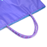 Sac en nylon réutilisable personnalisé avec un design coloré pour les promotions de vente au détail, les sorties au parc, les besoins de transport quotidiens