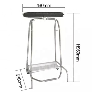 Chariot de collecte des déchets portable en acier inoxydable pour armoires de cuisine, pédale, porte-<span class=keywords><strong>sac</strong></span> <span class=keywords><strong>poubelle</strong></span> avec pince en caoutchouc - Product Image 3