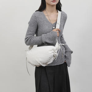 2025 nouveau Style coréen bandoulière sac plissé décontracté grande capacité travail sac à bandoulière avec fermeture à glissière doublure en Polyester - Product Image 5