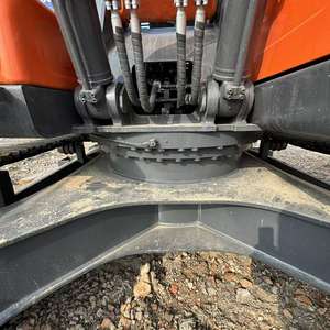 Excavatrice sur chenilles Doosan DX300LC 159 kW 30 tonnes - Haute efficacité pour les projets de carrière et de terrassement - Product Image 3