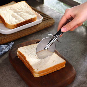 Pizza aracı paslanmaz çelik promosyon yeni Pizza rulo kesici - Product Image 3