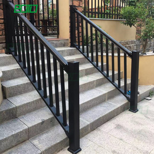 Ventes directes d'usine, garde-corps <span class=keywords><strong>en</strong></span> vinyle pour l'extérieur, parfait pour les terrasses, les balcons, les porches et les patios, garde-corps droit <span class=keywords><strong>en</strong></span> <span class=keywords><strong>PVC</strong></span> - Product Image 4