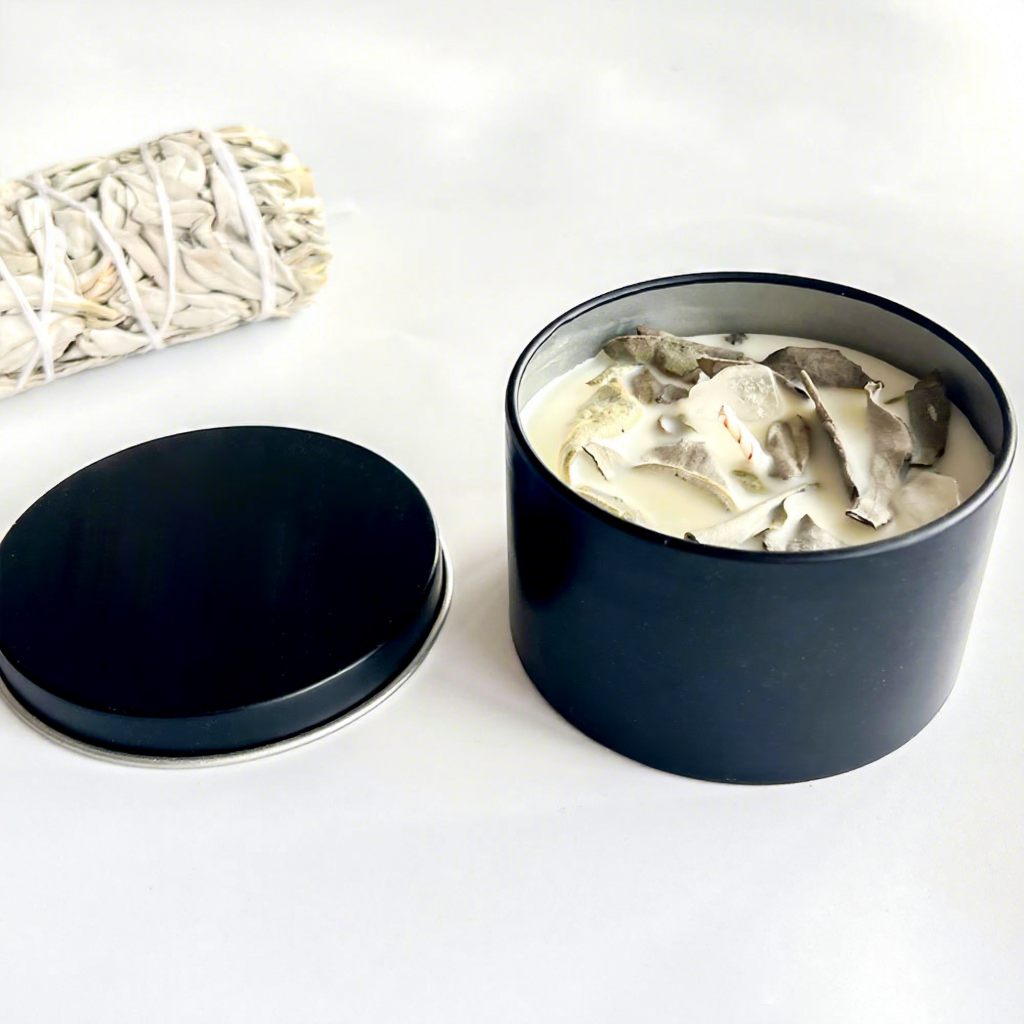 Bougie d'aromathérapie à la sauge blanche, sans étiquette, pot noir solide