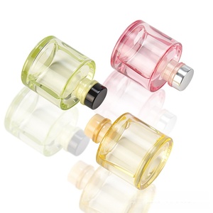 ขวดแก้วใสทรงกระบอกขนาด 50 มล. สีเหลือง ชมพู เขียว สำหรับน้ำมันหอมระเหยแบบกระจายกลิ่น พร้อมจุกปิด แบบสั่งทำพิเศษ - Product Image 4