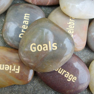 Fabrikant Low Moq Verjaardagscadeau Zwarte Zegen Palm Kiezels Diverse Aangepaste Gegraveerde Rivier Woord <span class=keywords><strong>Rock</strong></span> Steen Voor Souvenir - Product Image 4