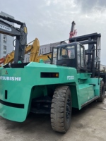 Chariot élévateur diesel Mitsubishi FD300 d'occasion en stock, capacité de levage de 3 tonnes, moteur d'origine en parfait état de marche.