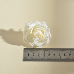 Articles de décoration en gros bon marché pour les fêtes et les mariages Décoration de gâteau pour anniversaire en vrac Tête de <span class=keywords><strong>fleur</strong></span> de rose <span class=keywords><strong>artificielle</strong></span> - Product Image 2