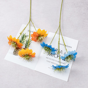 Arreglos Florales Artificiales de Clemátis de 3 Cabezas, Estilo Moderno y Lujoso, para Sala de Estar, Comedor, Decoración de Mesa, Artículos de Decoración para el Hogar - Product Image 3