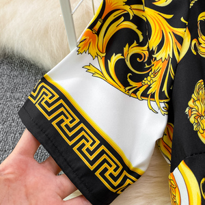 Sommerliches Rundhals-Kurzarmkleid mit Print und Asymmetrischer A-Linie - Product Image 5