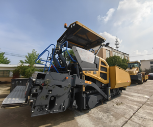 Haute Qualité Asphalte <span class=keywords><strong>Béton</strong></span> <span class=keywords><strong>Pavé</strong></span> RP705 <span class=keywords><strong>Béton</strong></span> Asphalte Pavage Machine Avec Des Prix <span class=keywords><strong>Pas</strong></span> <span class=keywords><strong>Cher</strong></span> - Product Image 4