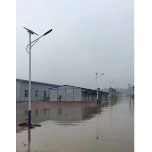 ไฟถนนพลังงานแสงอาทิตย์ 36V LED อะลูมิเนียมอัลลอยด์ โมโนซิลิคอน โซลาร์เซลล์ สำหรับภายนอกอาคาร แสงสว่างบนถนน รับประกัน 5 ปี แบบพกพา - Product Image 3