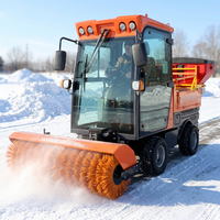 Balayeuse à neige à quatre roues motrices, équipement de déneigement avec une largeur de balayage de 150 cm pour les stations de péage et les places publiques