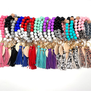 Disques ronds <span class=keywords><strong>en</strong></span> <span class=keywords><strong>bois</strong></span> 50x5.5mm, <span class=keywords><strong>grand</strong></span> <span class=keywords><strong>cercle</strong></span> plat lourd inachevé avec trou pendentif <span class=keywords><strong>en</strong></span> <span class=keywords><strong>bois</strong></span> naturel - Product Image 4