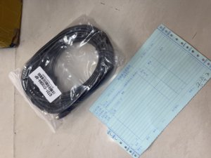 Câble de communication Mitsubishi 100% neuf et original GT01-C100R4-8P - Product Image 1
