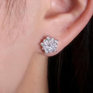 Eleganti orecchini a forma di fiore per donna, gioielli in argento 925 con strass di cristallo, romantici, da indossare tutti i giorni - Product Image 4