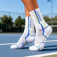 Chaussettes de sport personnalisées avec logo, chaussettes athlétiques durables avec protection rembourrée pour les activités physiques