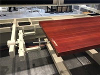 Cabine de peinture pour le travail du bois armoire entièrement automatique peintre de pulvérisation machine de peinture par pulvérisation de porte à cinq axes cabine de pulvérisation de station de travail de voiture