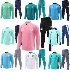 Abiti da <span class=keywords><strong>calcio</strong></span> bianchi da uomo personalizzati per allenamento per Club di <span class=keywords><strong>calcio</strong></span> con loghi di marca kit di abbigliamento sportivo - Product Image 3
