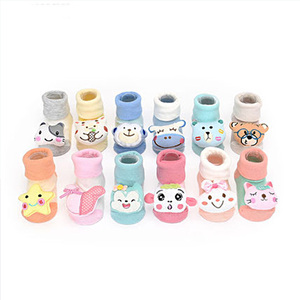 Calcetines <span class=keywords><strong>de</strong></span> algodón orgánico con dibujos animados para bebé, medias antideslizantes con diseños 3D - Product Image 1