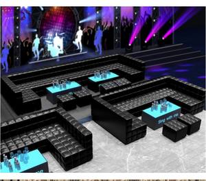 أثاث بار من الجلد الأسود، أثاث بار ويلسون وفيشر للفناء، مقاعد مطعم على شكل حرف U - Product Image 3