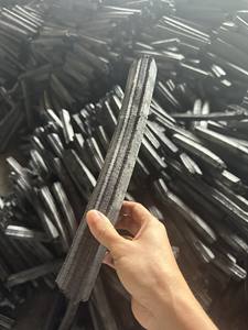 Carbón de aserrín negro de alto poder calórico 7600Kcal/Kg TH Global Long Burning 4-5H BBQ & Camping Briquette 90% Carbono fijo Vietnam - Product Image 5