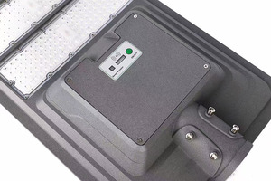 Lámpara Solar de Inducción Pública Comercial de 80W, Farola LED Integrada Todo en Uno, Impermeable para Exteriores IP65 - Product Image 1