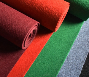 Alfombra de Fieltro Roja Tejida Clásica Antideslizante para Exposiciones, Bodas y Eventos, Venta Directa de Fábrica - Product Image 4