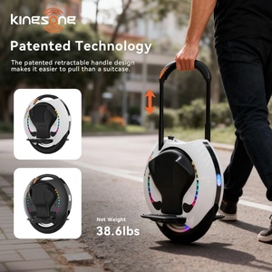 NUOVO in STOCK Pronto per la Spedizione Monociclo Elettrico Autobilanciante KINGSONG 16S Pro 67.2V 840Wh - Product Image 4