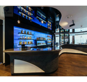 Mostrador de Barra Elegante de Superficie Sólida con Curva Larga, Contemporáneo y Ecológico para Uso en Cafeterías Escolares, Hoteles y Hospitales - Product Image 1
