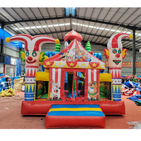 Château gonflable et toboggan KARRY en PVC pour usage commercial, double piste, garantie 3 ans, certifié CE, capacité 300-500 kg