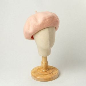 Bérets en laine unis personnalisés pour enfants, bérets unis pour la vente en gros, fabrication de chapeaux perlés - Product Image 3