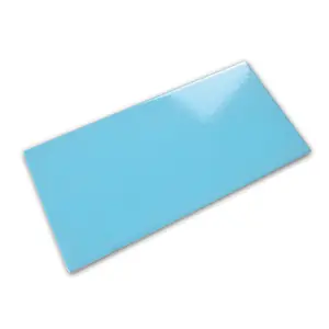 수영장 타일 세라믹 모자이크 벽 타일 바닥 타일 야외 공급 중국 공장 가격 순수한 색상 블루 색상 115x240mm 9mm