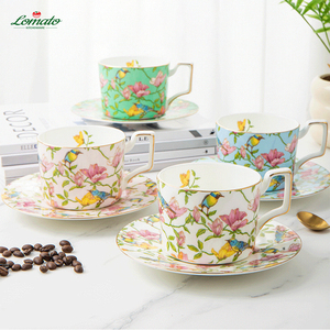 Set di Tazze e Piattini in Porcellana <span class=keywords><strong>Bone</strong></span> <span class=keywords><strong>China</strong></span> con Bordo Dorato per Caffè e Tè, Ideale per Casa e Regalo per il Festival di Metà Autunno - Product Image 2