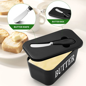 Beurrier en céramique moderne avec couvercle et couteau en acier inoxydable – Récipient rectangulaire pour beurre, idéal pour le comptoir de cuisine et le service des toasts, garde la fraîcheur - Product Image 1