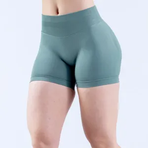 Dfyne Shorts de impacto 4.5" de alta elasticidade e durável sem costura flexível para ioga e academia, calças curtas para corrida