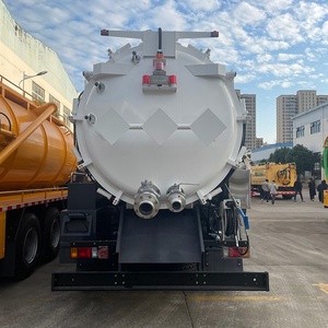 รถบรรทุก ISUZU GIGA 6x4 สำหรับฉีดน้ำแรงดันสูงและดูดสิ่งปฏิกูลแบบหนัก สำหรับส่งออก - Product Image 4