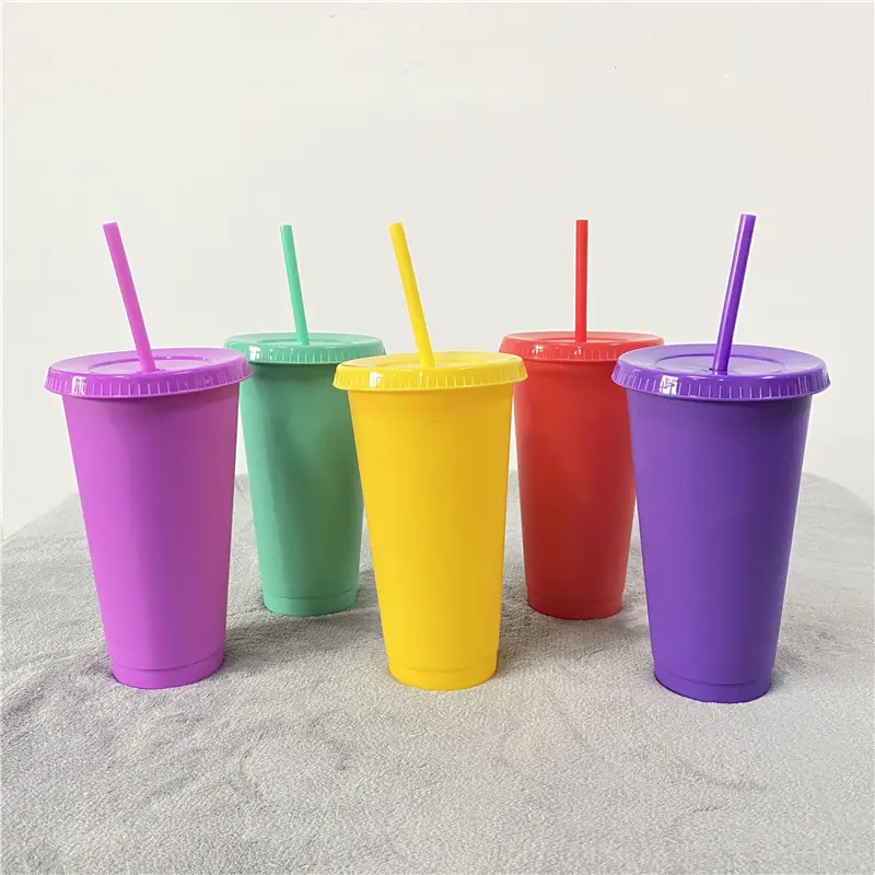 Collection Pack Of 5 factory price Plastic Cold Cup 16oz 24oz Reusable matt plastic Drink Cup 16oz cold Cups With Flat Lids