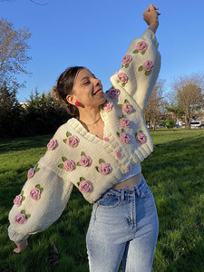<span class=keywords><strong>Cardigan</strong></span> Oversize da Donna in Maglia Grossa con Applicazione Rosa 3D, Maglione Crema con Fiori all'Uncinetto, Apertura Frontale, Maniche Lunghe, Top Invernale Personalizzato - Product Image 4