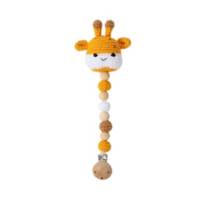 Set Regalo per Baby Shower: Giocattolo di Peluche Calmante per Neonati, <span class=keywords><strong>Catenella</strong></span> Portaciuccio, Giocattolo Sonaglino all'Uncinetto, Set Regalo in Scatola per Bambini - Product Image 5
