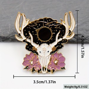 Broche NQ-227-1 de aleación de zinc con diseño de calavera de ciervo, flores y motivos cósmicos, pin decorativo para accesorios de moda, verano 2024 - Product Image 2
