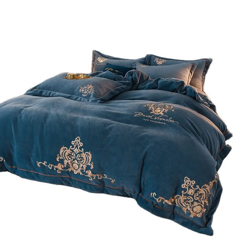 Brocade Velvet Solid Color Embroidery Bedding Double Sided Thick Quilt Cover European And American Style 4 Piece Set