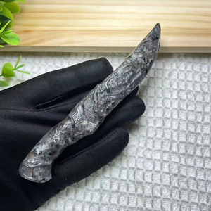 Couteau en Yooperlite et Obsidienne Noire de Qualité Naturelle, Modèle Artisanat Sculpté à la Main, Cristal pour Décoration de Bureau, Maison ou Cadeau - Product Image 3