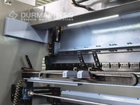 Presse plieuse hydraulique robuste de 310 tonnes, 3200 mm, haute stabilité, système CNC DA69S pour le pliage de grandes plaques métalliques