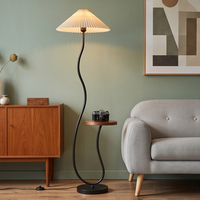 Lampe sur pied décorative plissée avec table d'appoint, lampadaire à support métallique ondulé pour la maison, le bureau et l'hôtel
