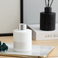 Diffuseur de parfum Relaxlines en verre de 100 ml pour diffuseur en gros, bâtonnets en bois sans flamme pour la maison, parfum d'intérieur, huile de roseau